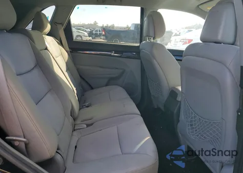 2013 Kia Sorento Lx z USA, uszkodzony, nr VIN 5XYKT3A17DG406172